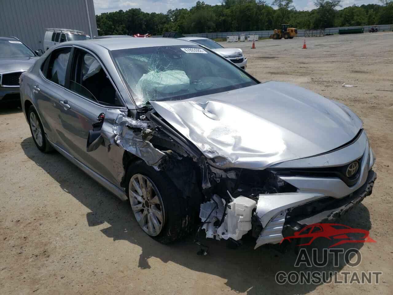 TOYOTA CAMRY 2018 - 4T1B11HK0JU149368