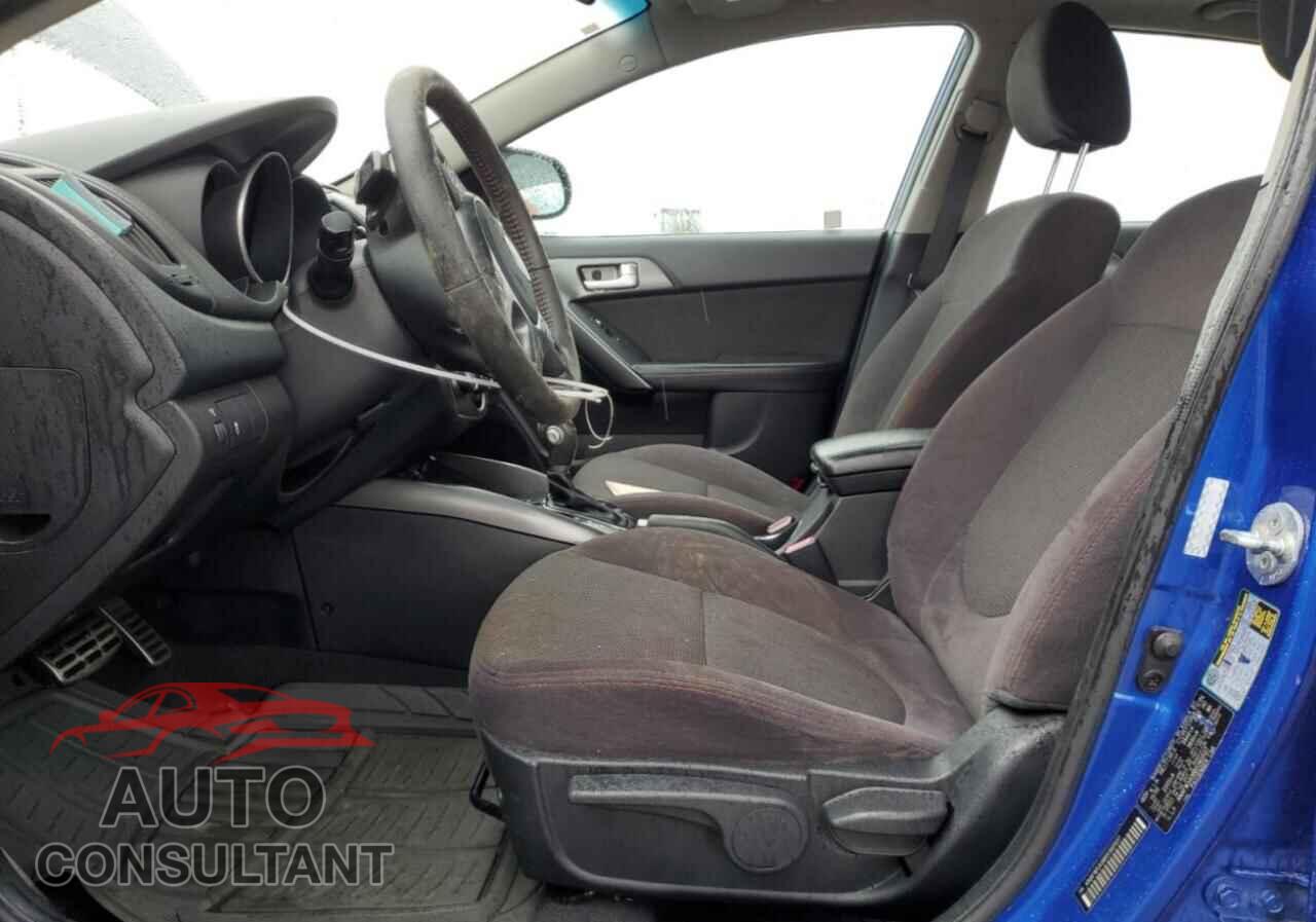 KIA FORTE 2011 - KNAFW5A38B5360537