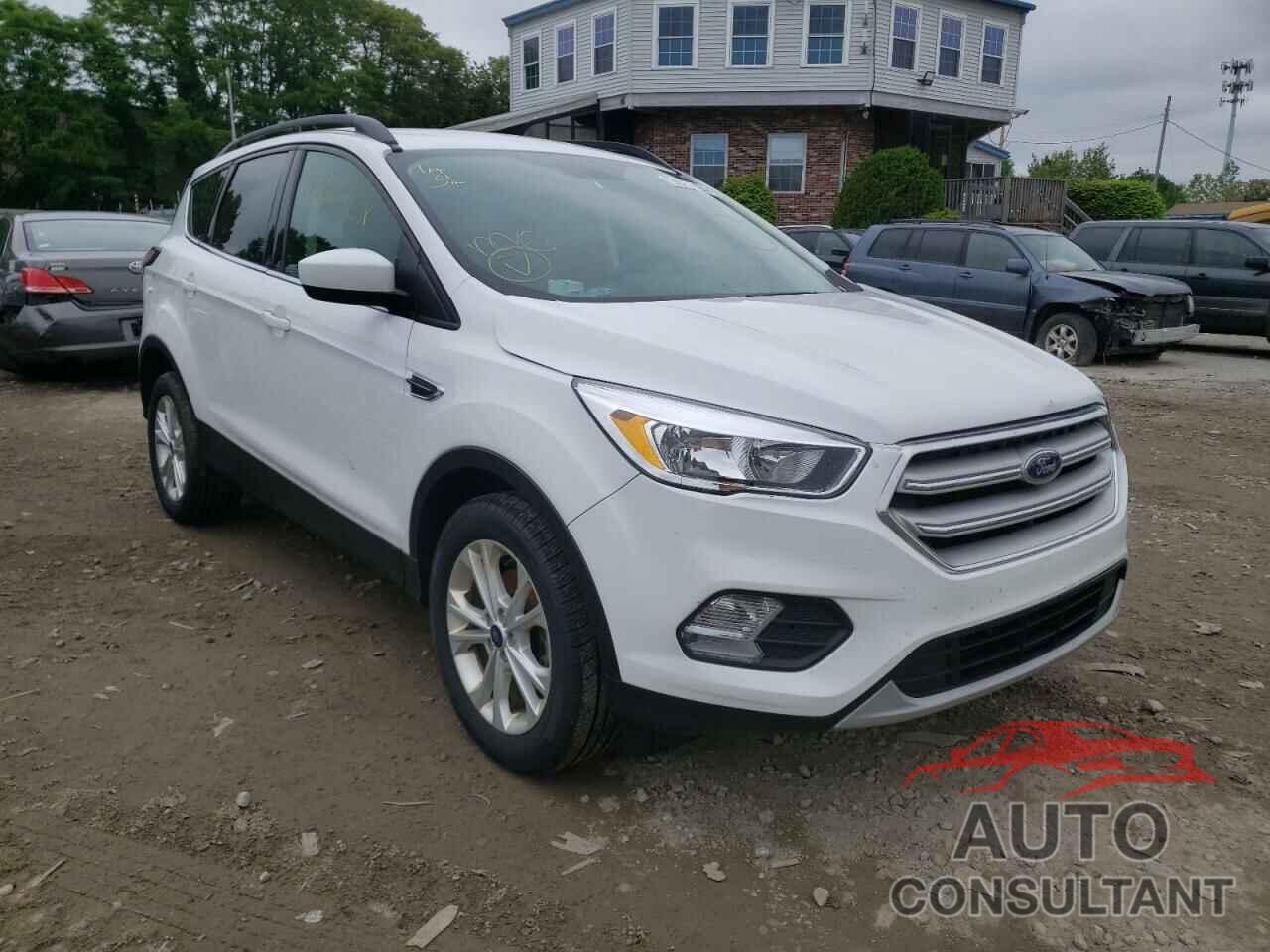 FORD ESCAPE 2018 - 1FMCU0GD9JUC18244