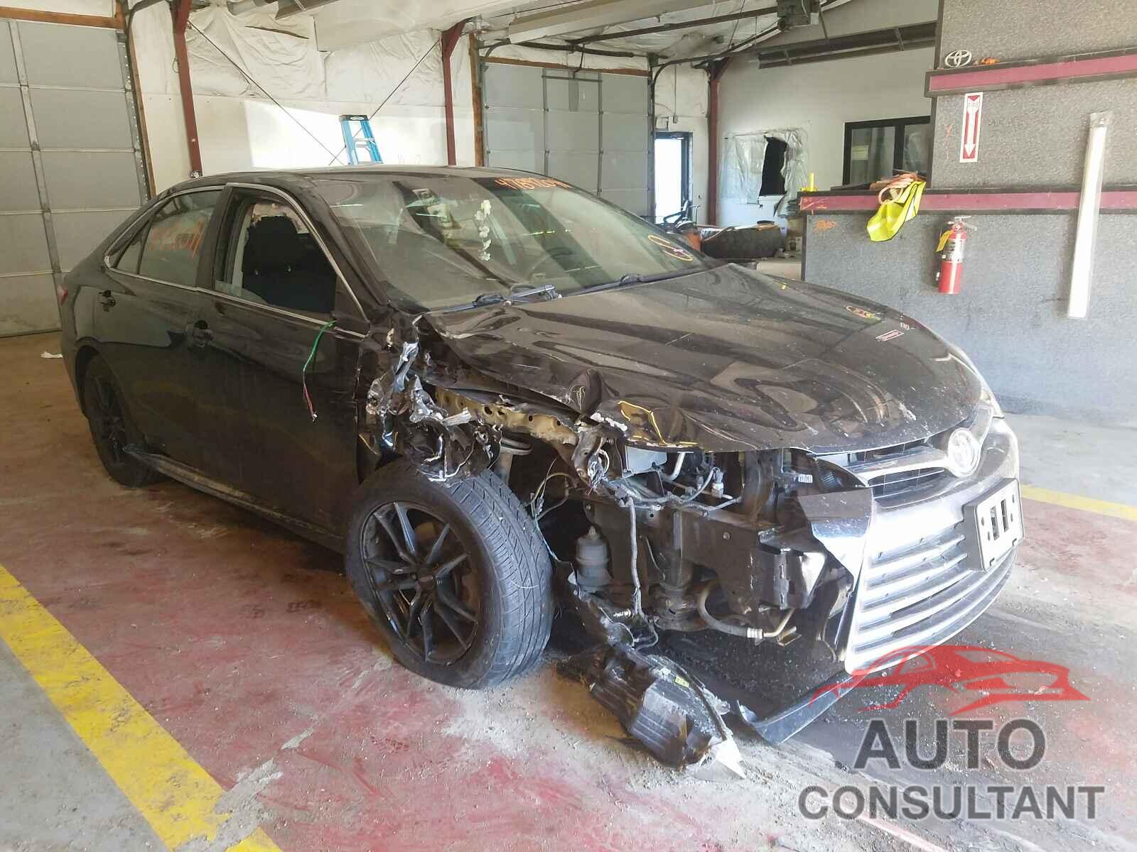 TOYOTA CAMRY 2016 - 4T4BF1FK2GR574996