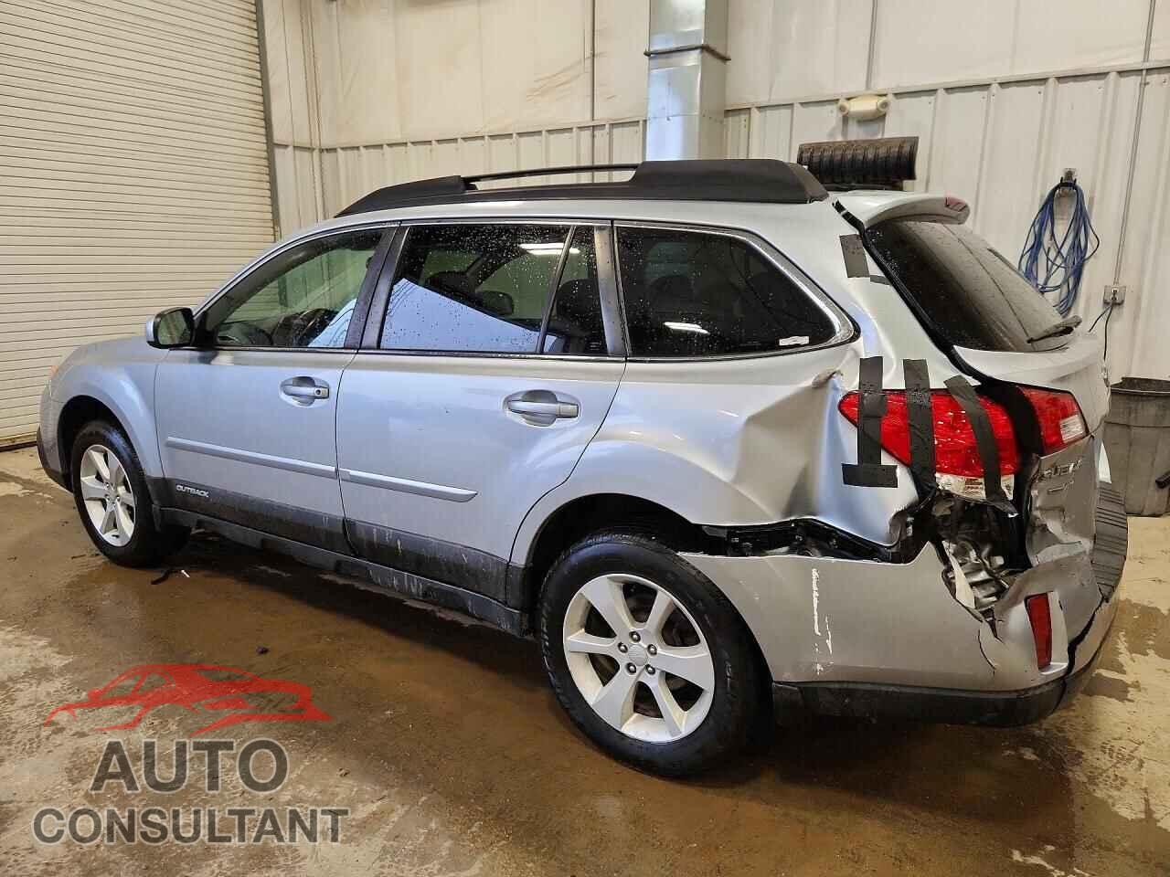 SUBARU OUTBACK 2013 - 4S4BRBCC5D3200842
