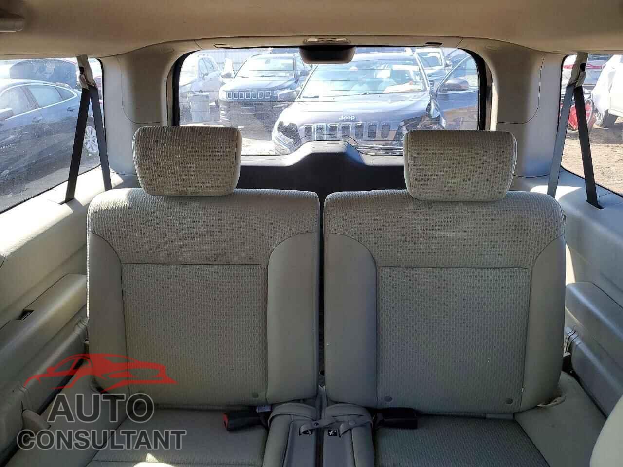 HONDA ELEMENT 2011 - 5J6YH2H77BL004034