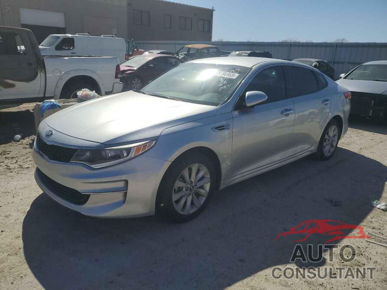 KIA OPTIMA 2017 - 5XXGT4L36HG131527