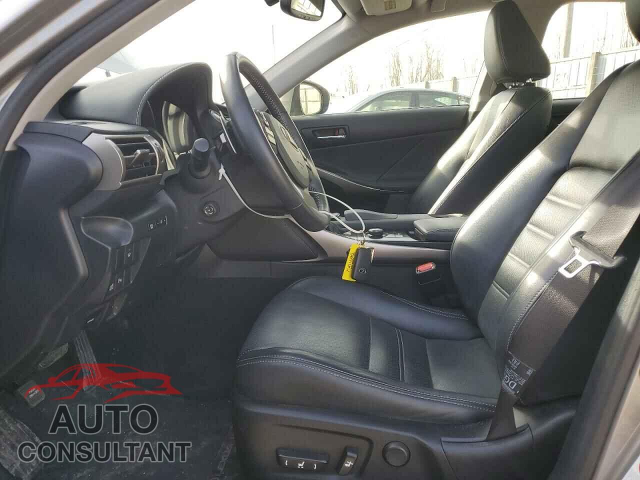 LEXUS IS 2014 - JTHCE1D2XE5001763