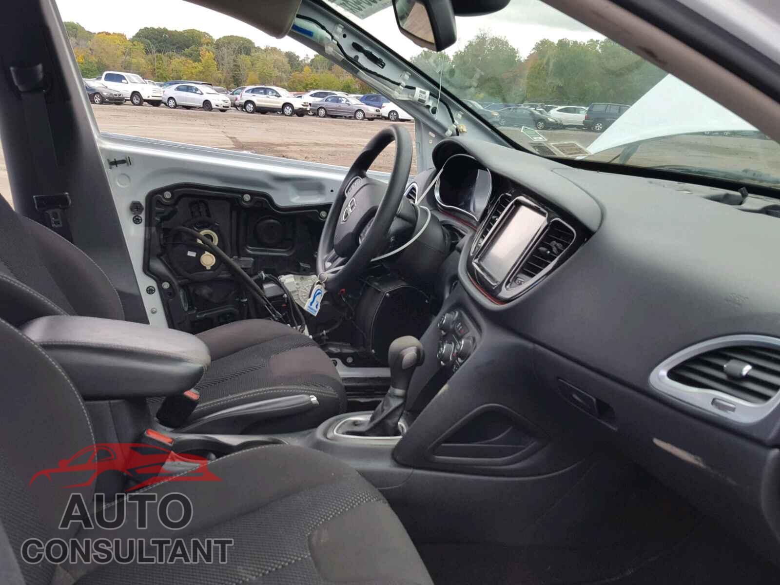 DODGE DART 2015 - 1C3CDFBB0FD302770