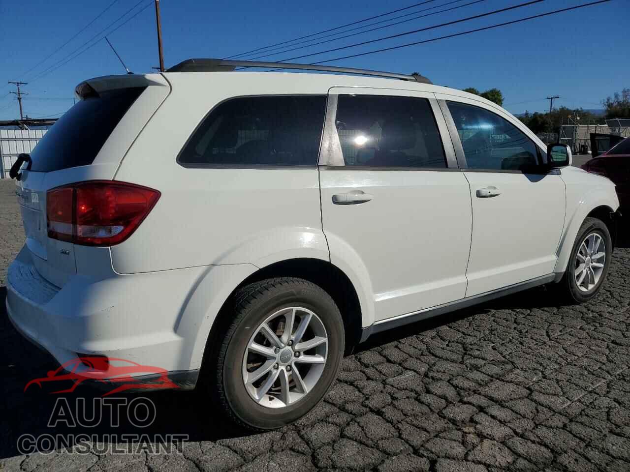 DODGE JOURNEY 2013 - 3C4PDCBG8DT665638