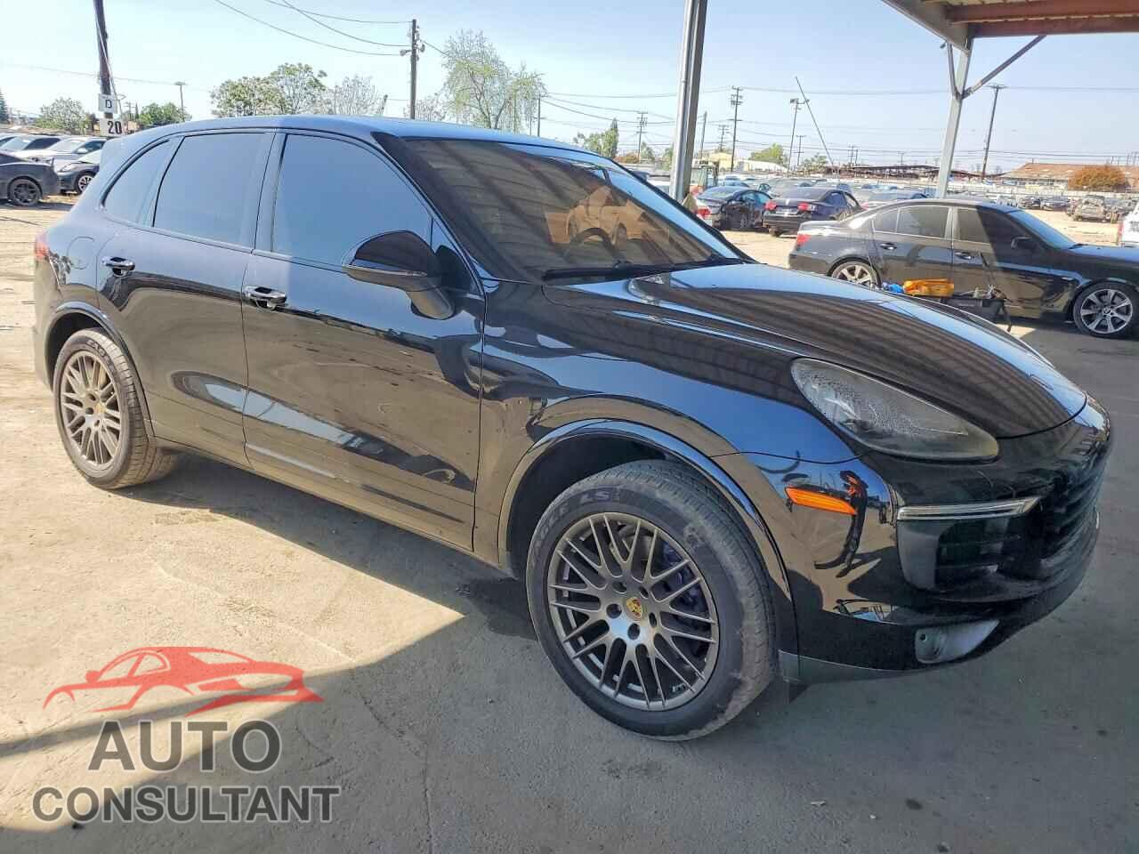 PORSCHE CAYENNE 2017 - WP1AA2A26HKA86152