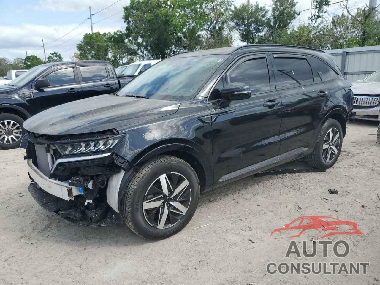 KIA SORENTO 2023 - 5XYRH4LF5PG161181