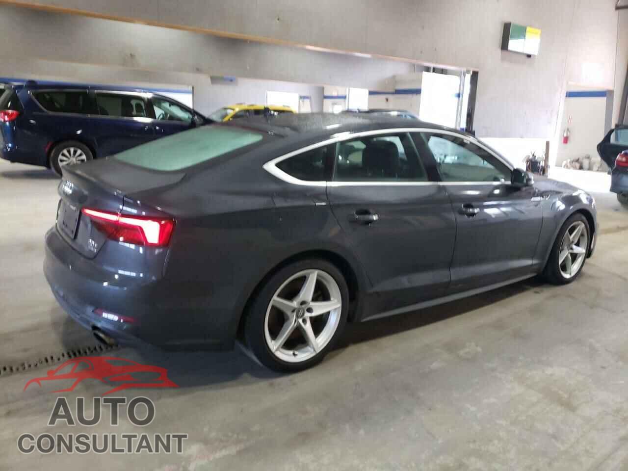 AUDI A5 2018 - WAUENCF5XJA075907