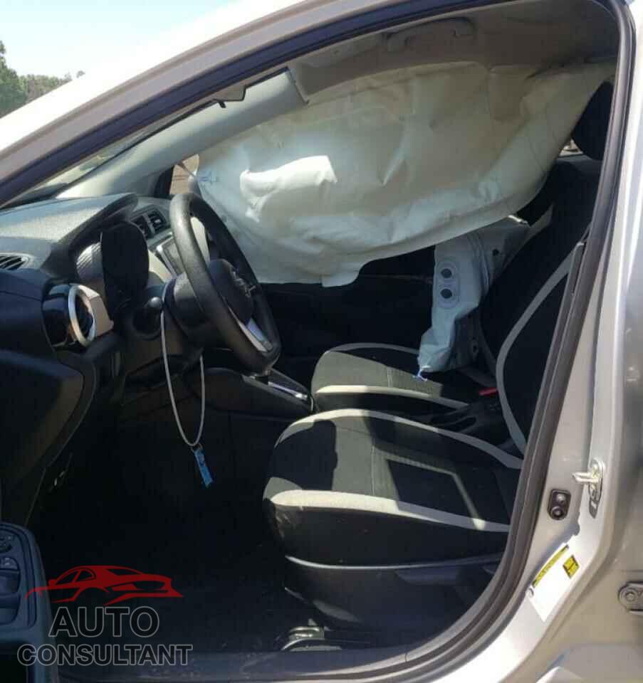 NISSAN VERSA 2021 - 3N1CN8EV2ML857160
