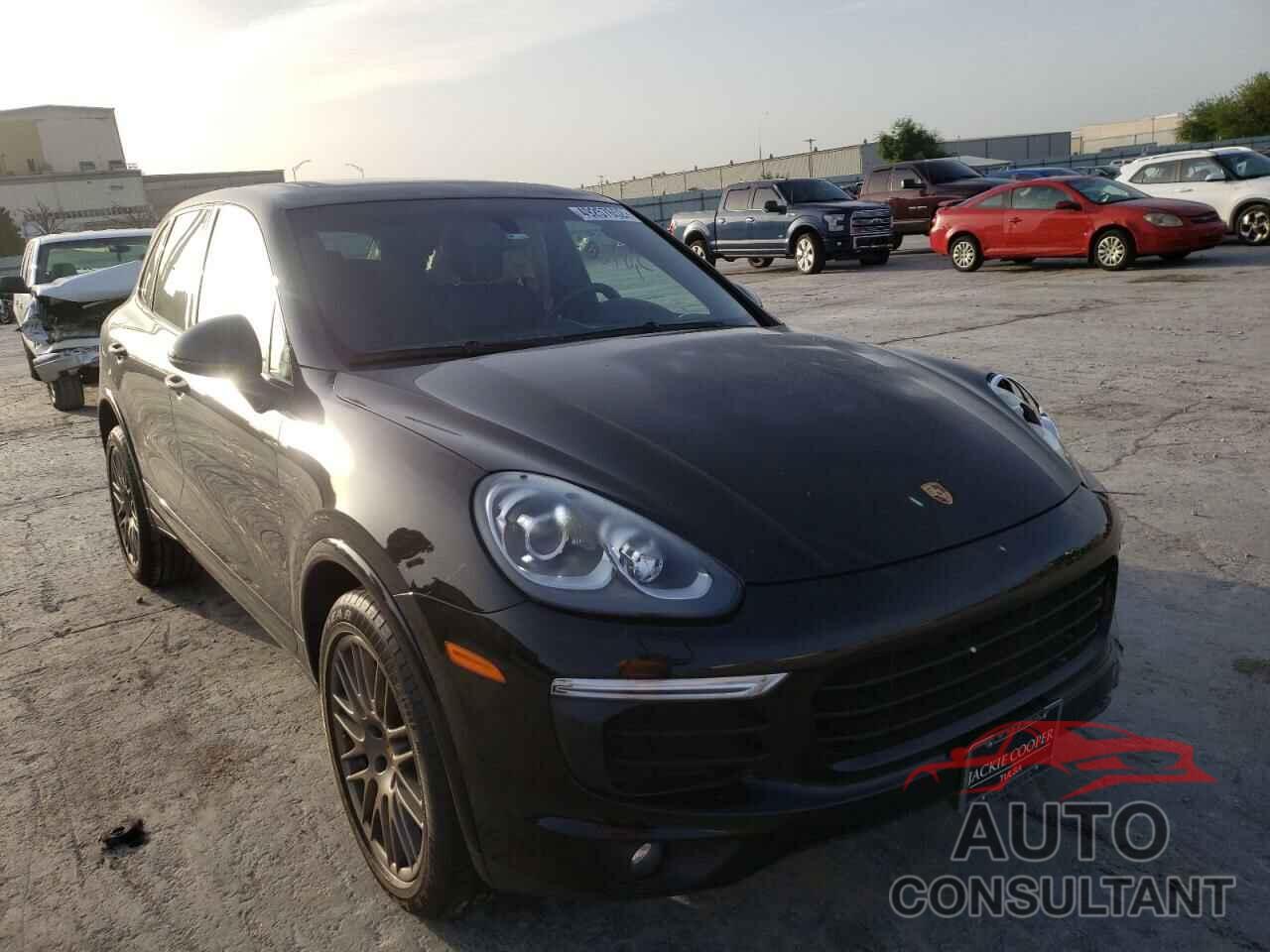 PORSCHE CAYENNE 2018 - WP1AA2A20JKA00954