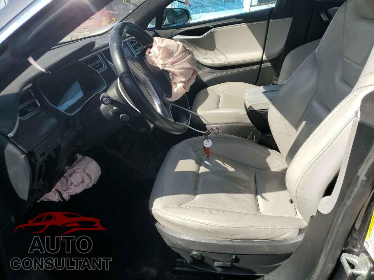 TESLA MODEL S 2015 - 5YJSA1E29FF119035