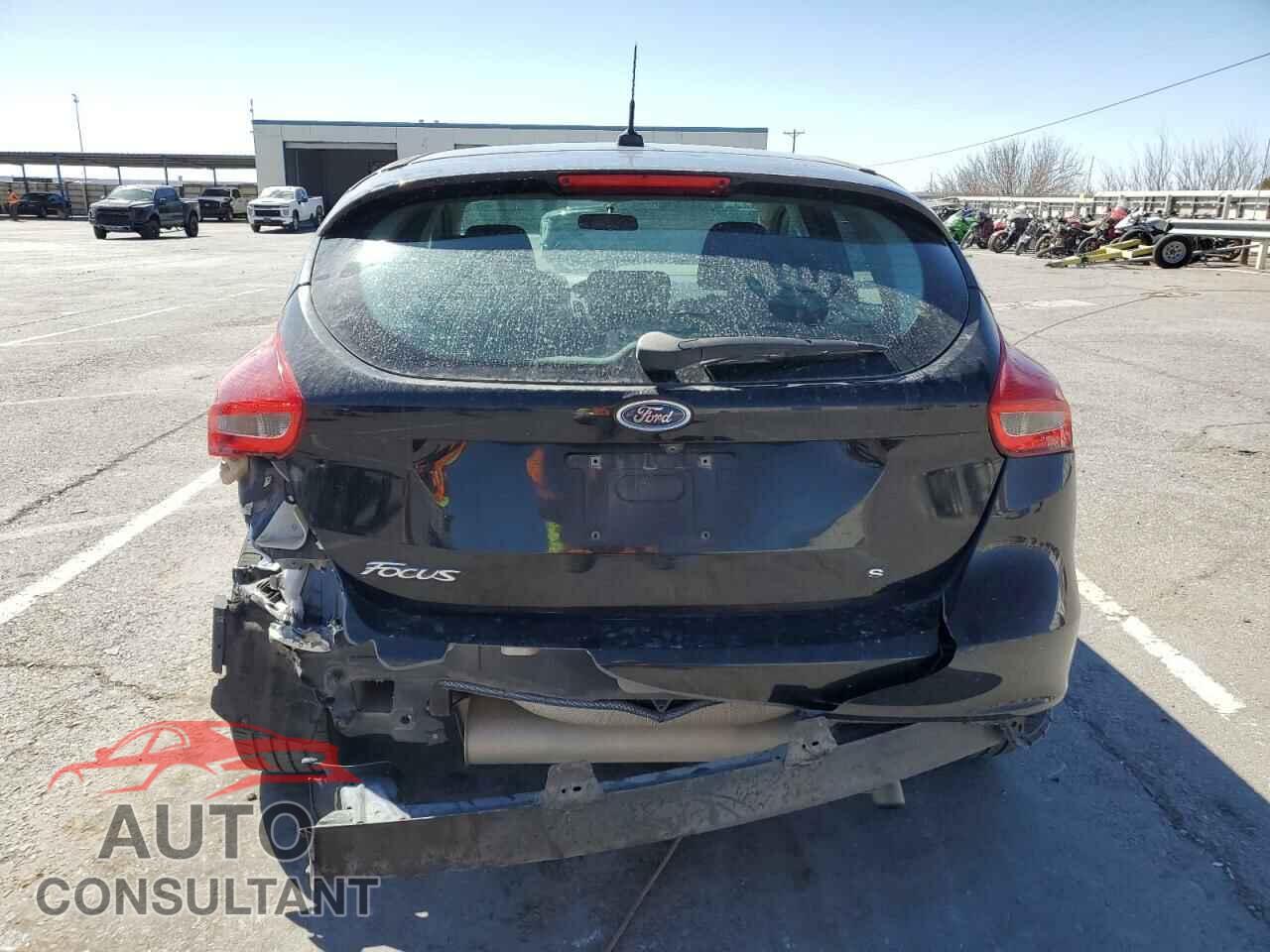 FORD FOCUS 2017 - 1FADP3K23HL344418