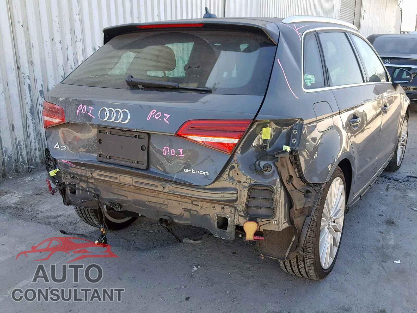 AUDI A3 2017 - WAUTPBFF3HA129076