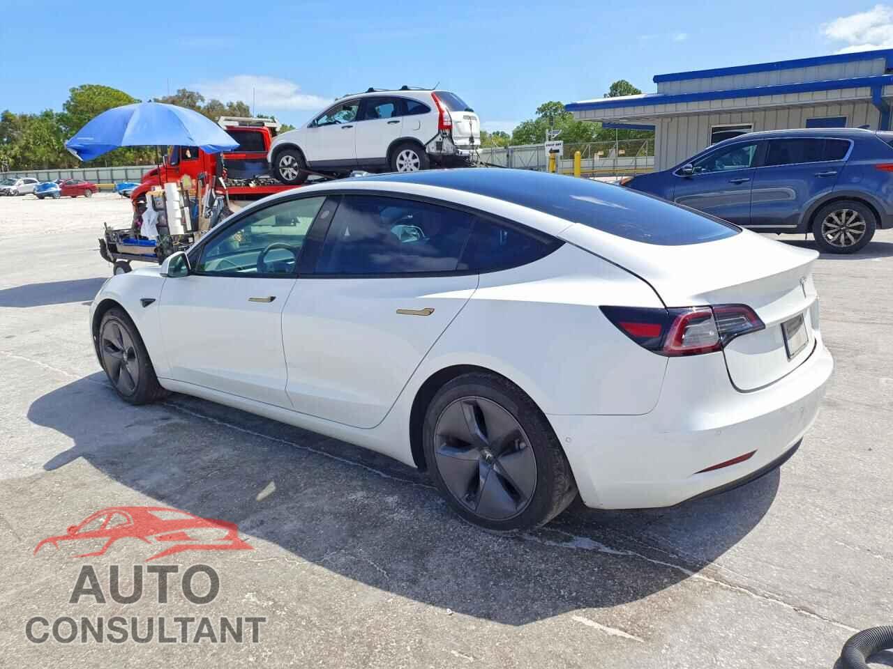 TESLA MODEL 3 2021 - 5YJ3E1EA9MF029719