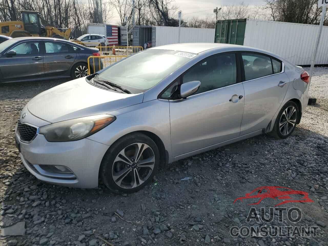 KIA FORTE 2016 - KNAFX4A87G5528162