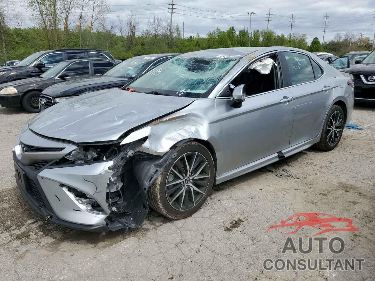 TOYOTA CAMRY 2021 - 4T1G11AK5MU588120