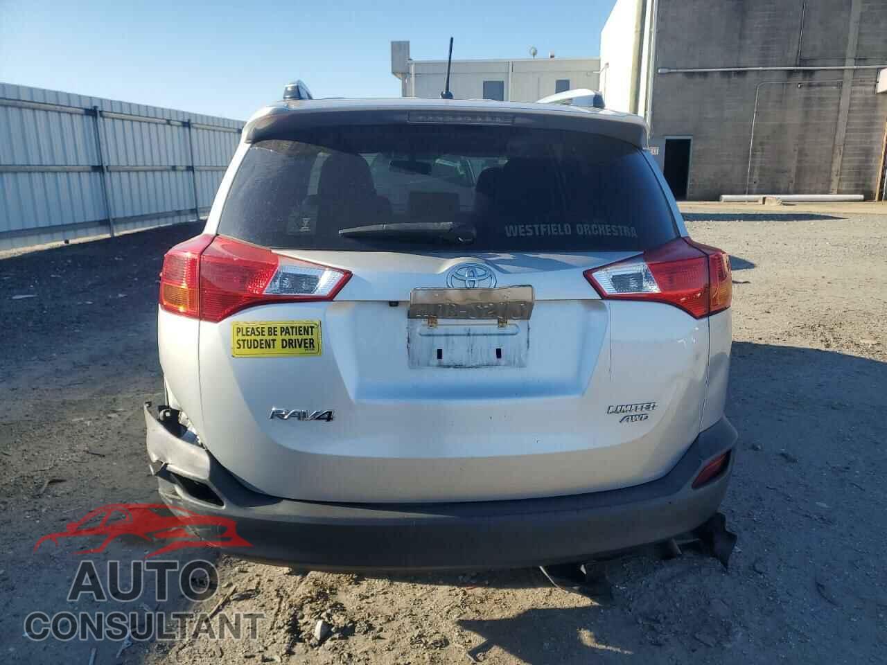 TOYOTA RAV4 2013 - JTMDFREV5D5010380