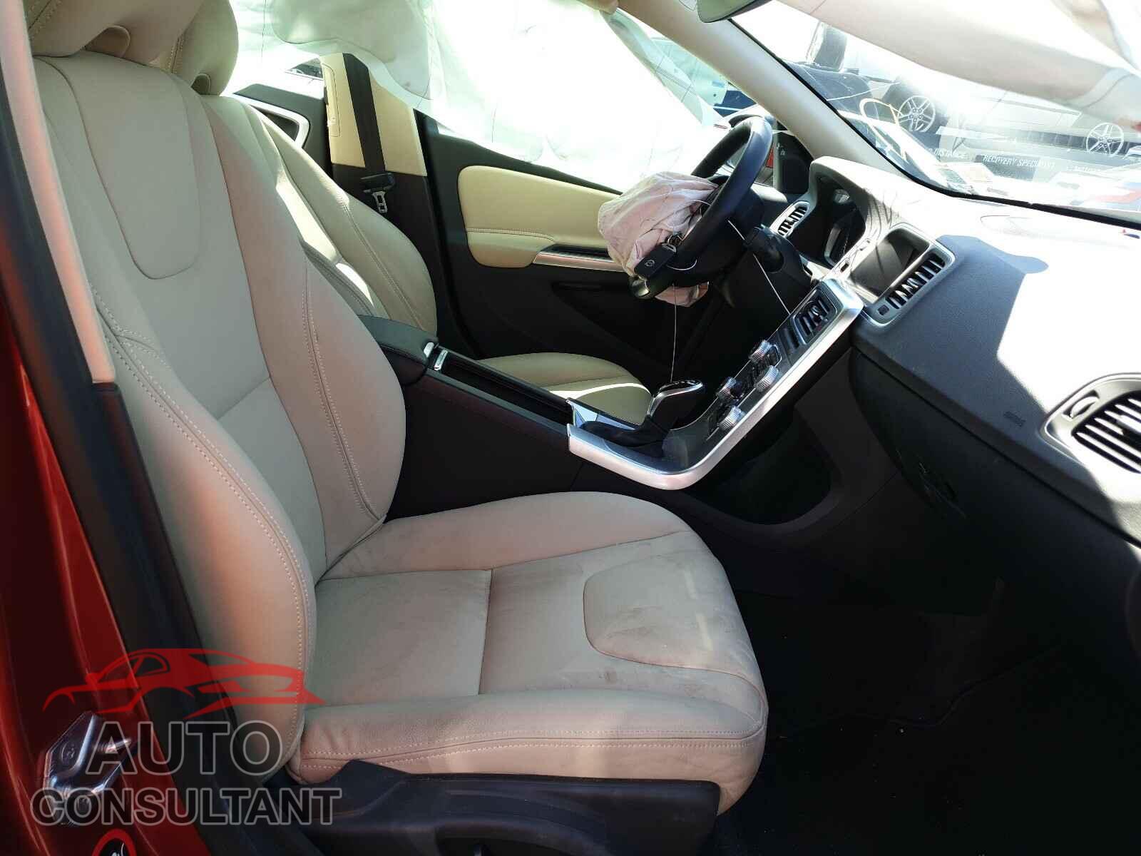 VOLVO S60 2017 - LYV402TK8HB155128