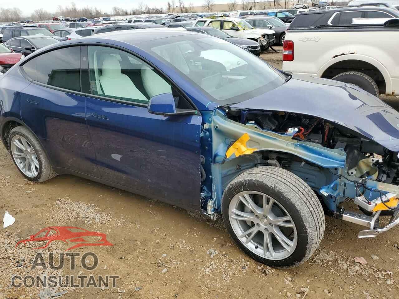 TESLA MODEL Y 2023 - 7SAYGDEE2PF817236