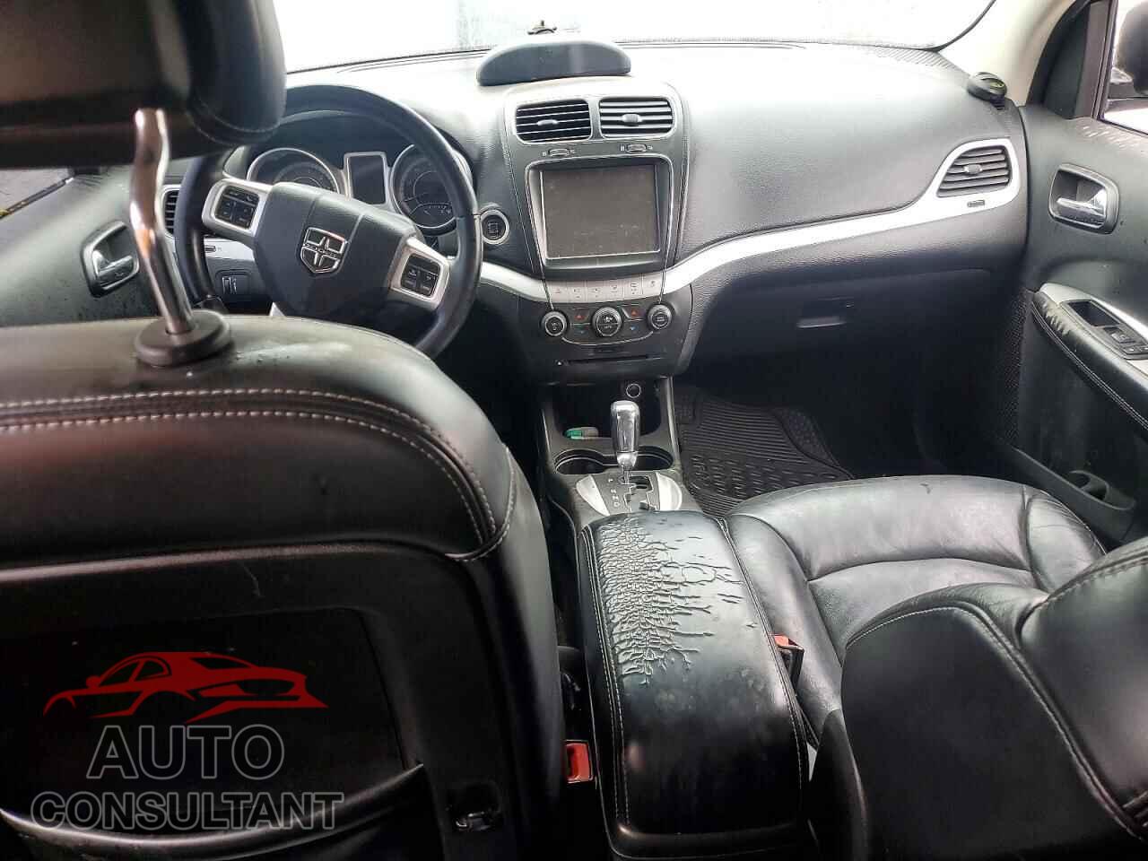 DODGE JOURNEY 2013 - 3C4PDCDG2DT589024