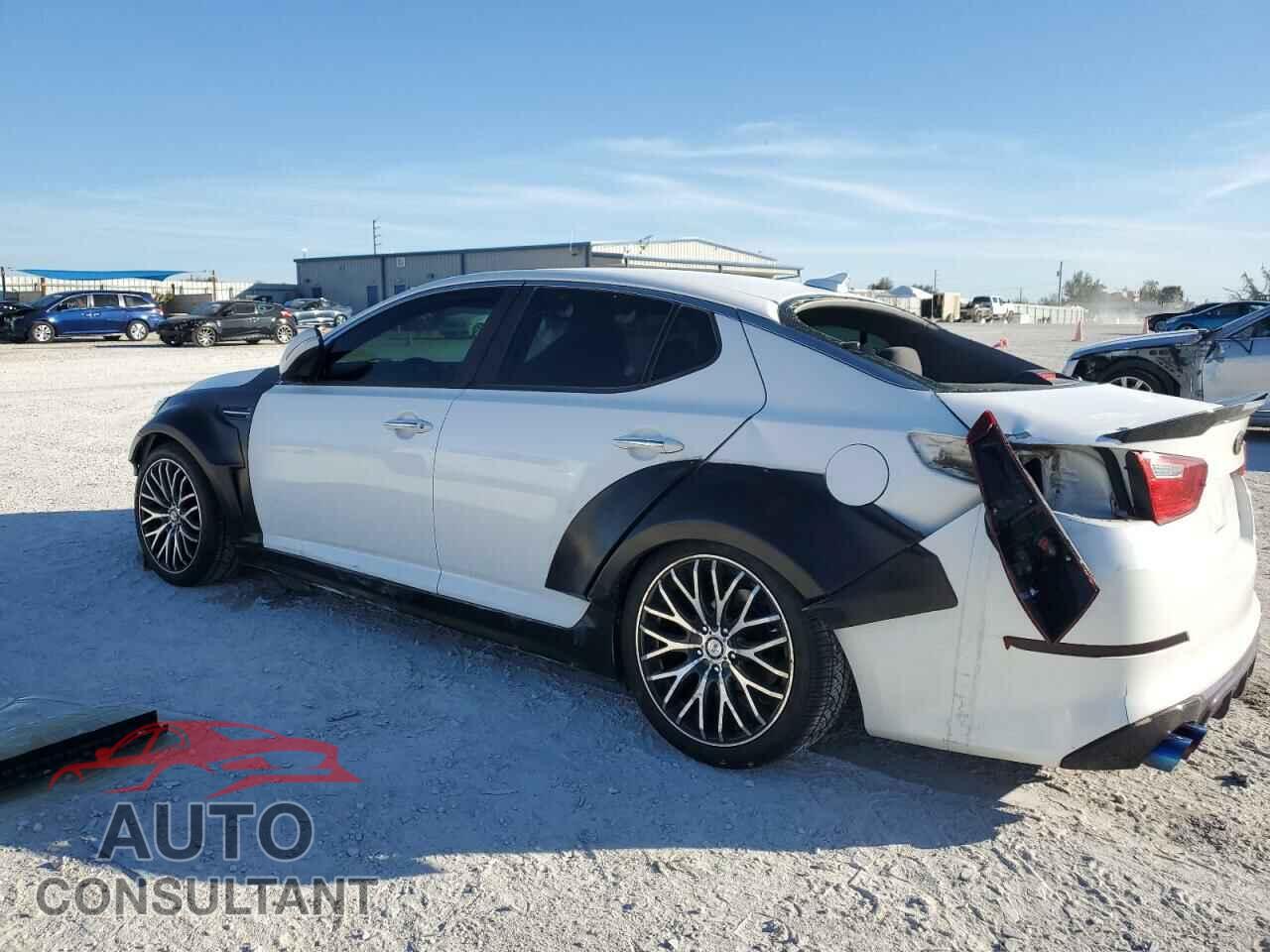 KIA OPTIMA 2015 - KNAGM4A79F5648368