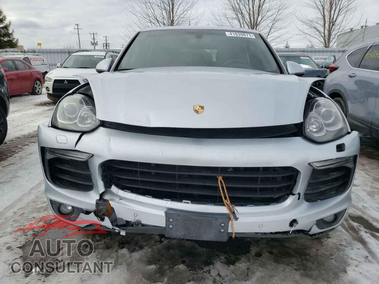 PORSCHE CAYENNE 2016 - WP1AC2A28GLA88617