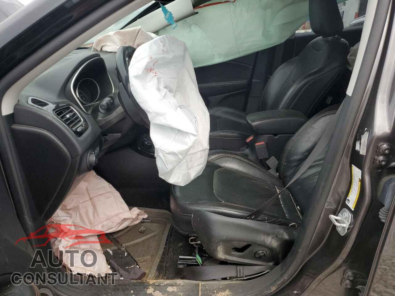 JEEP COMPASS 2020 - 3C4NJDCB3LT111723
