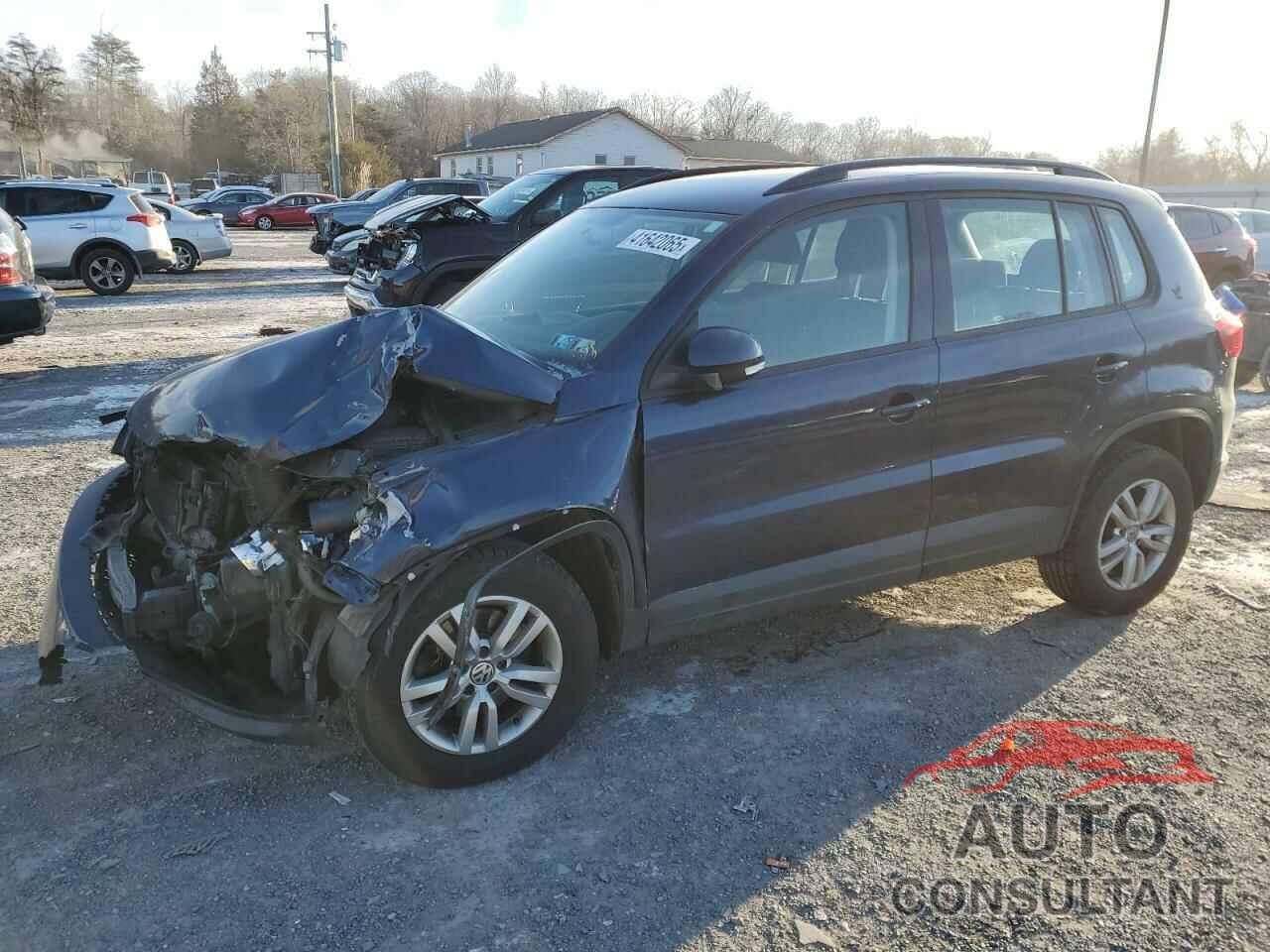 VOLKSWAGEN TIGUAN 2015 - WVGBV7AX4FW577727