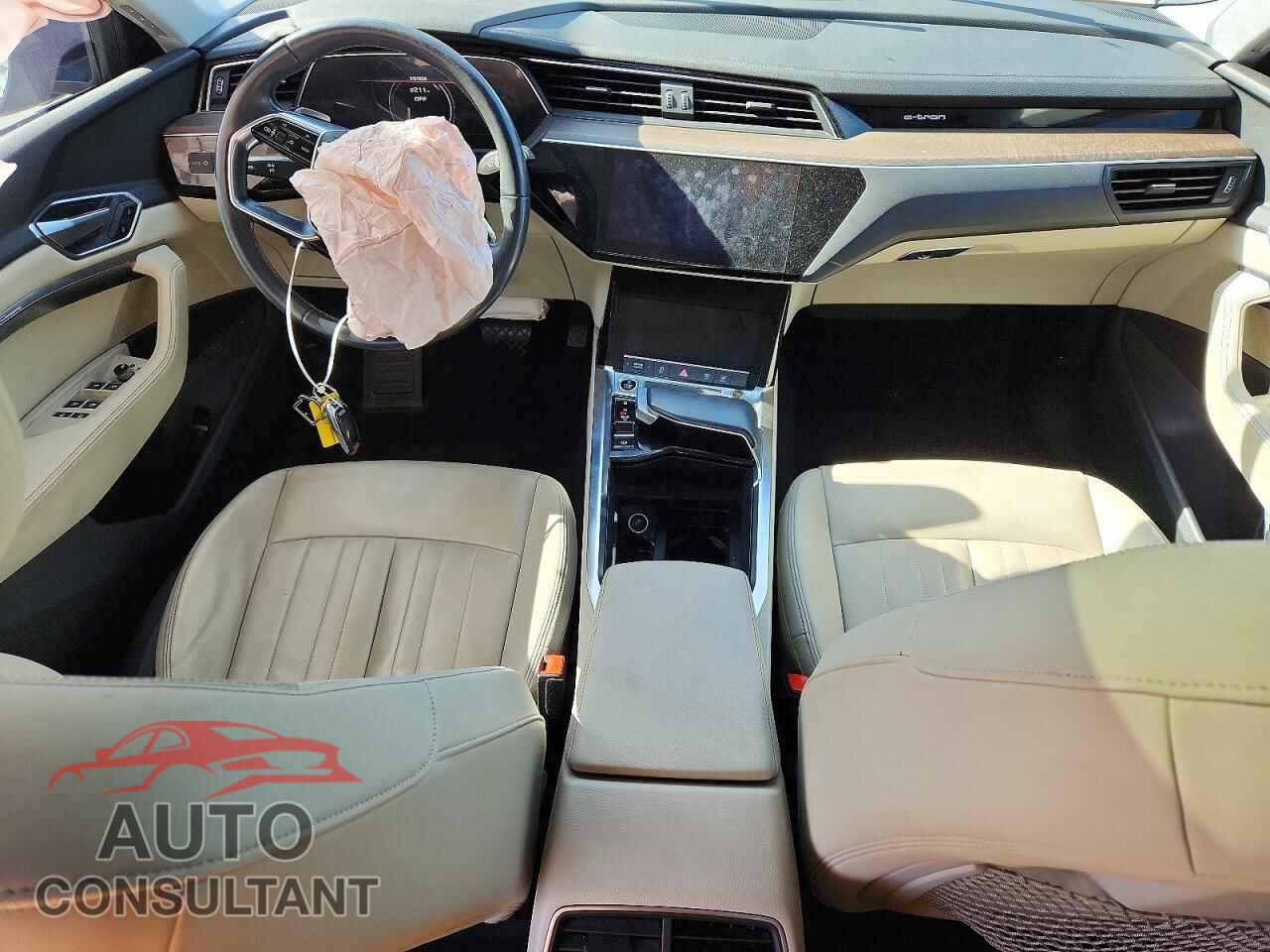 AUDI E-TRON 2021 - WA1AAAGE6MB009282