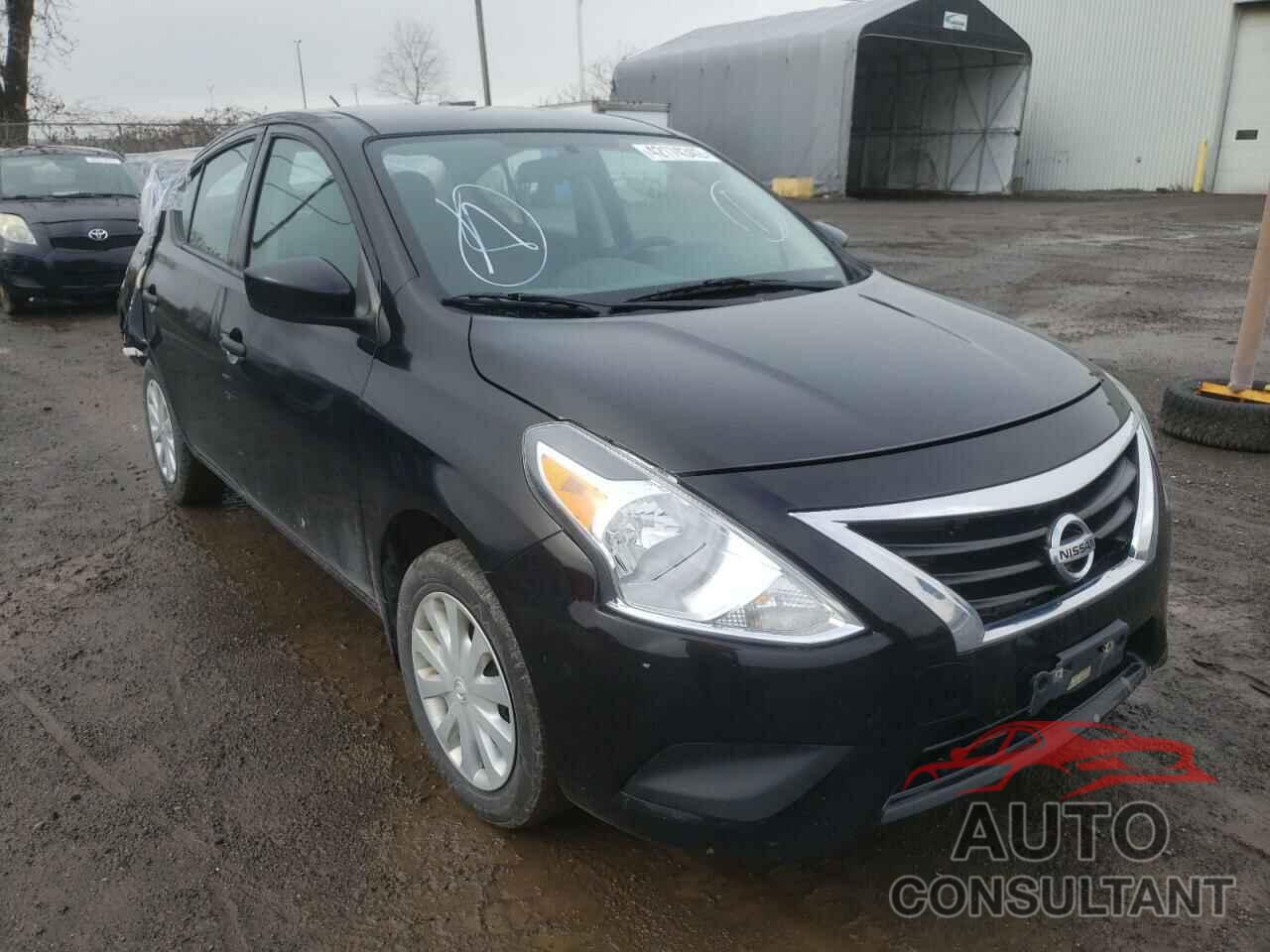 NISSAN VERSA 2018 - 3N1CN7APXJL806468