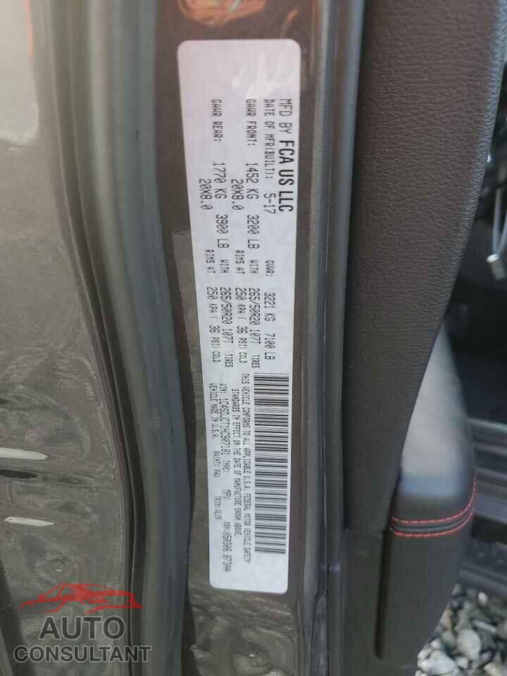 DODGE DURANGO 2017 - 1C4SDJCT1HC907181