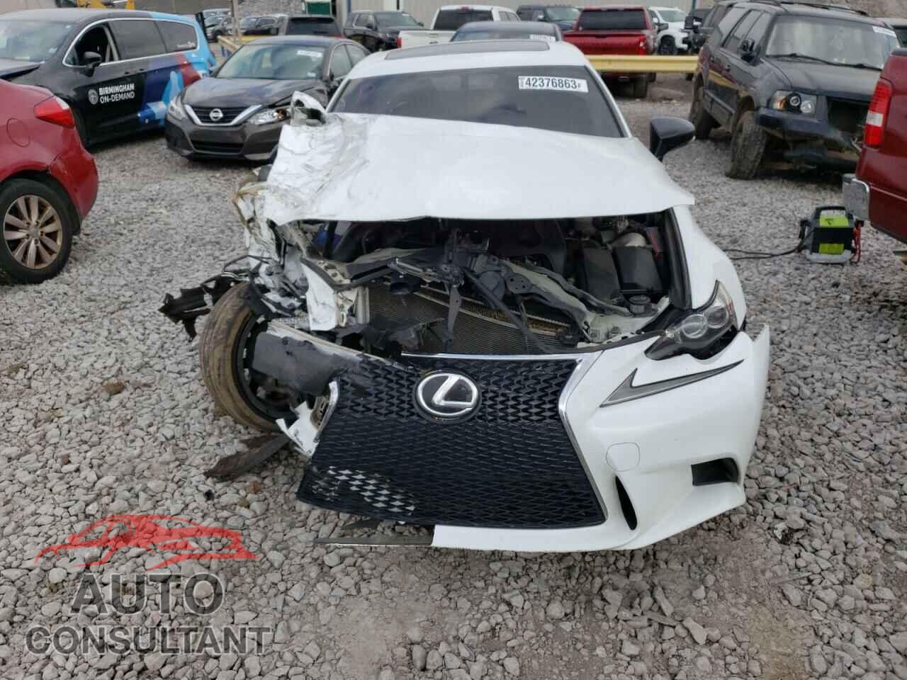 LEXUS IS 2015 - JTHCF1D22F5024677