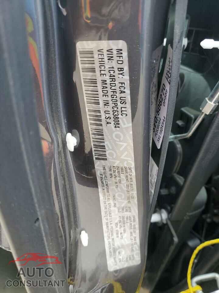 DODGE DURANGO 2023 - 1C4RDJFG0PC638084
