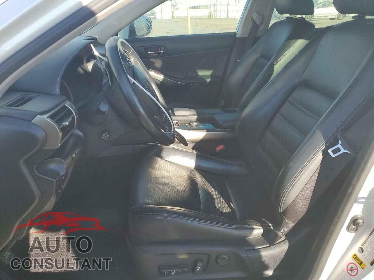 LEXUS IS 2014 - JTHCF1D28E5005940