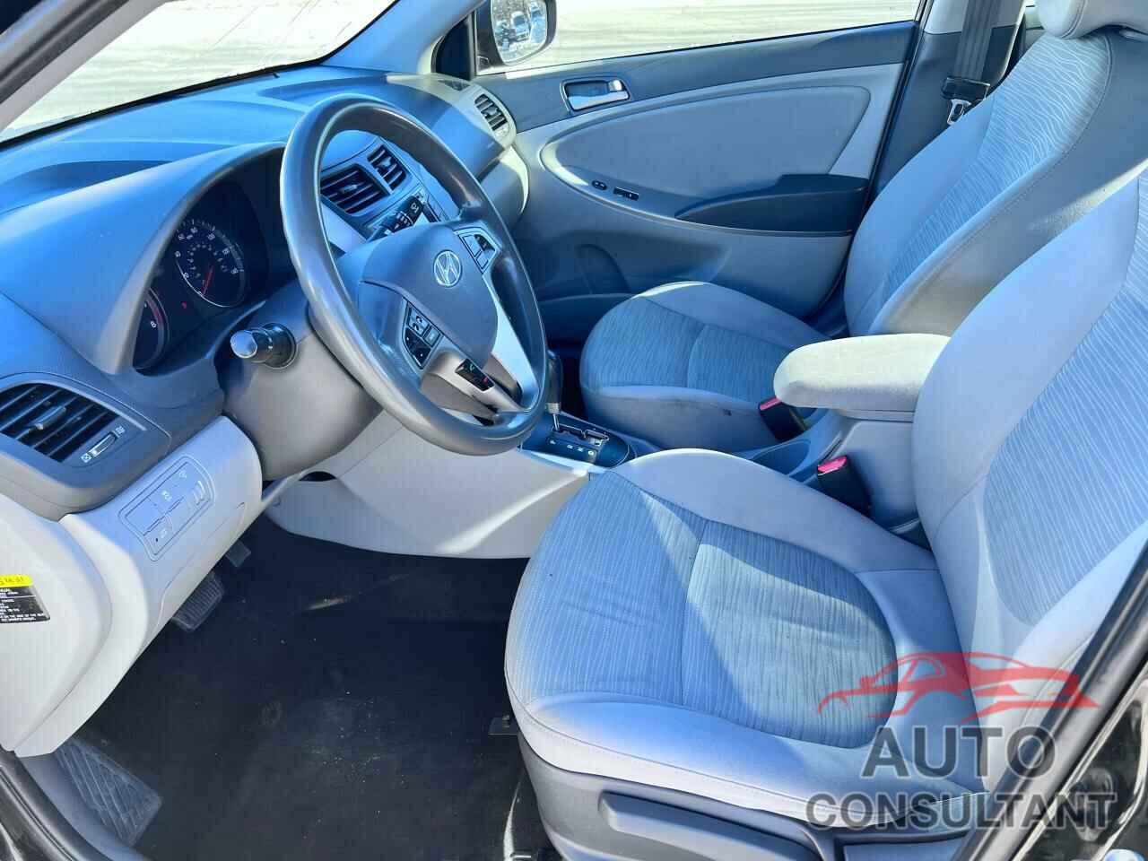 HYUNDAI ACCENT 2017 - KMHCT4AE1HU360027