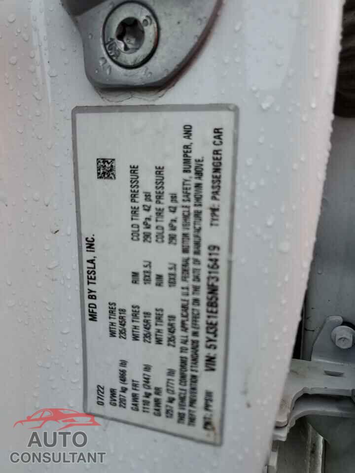 TESLA MODEL 3 2022 - 5YJ3E1EB5NF316419