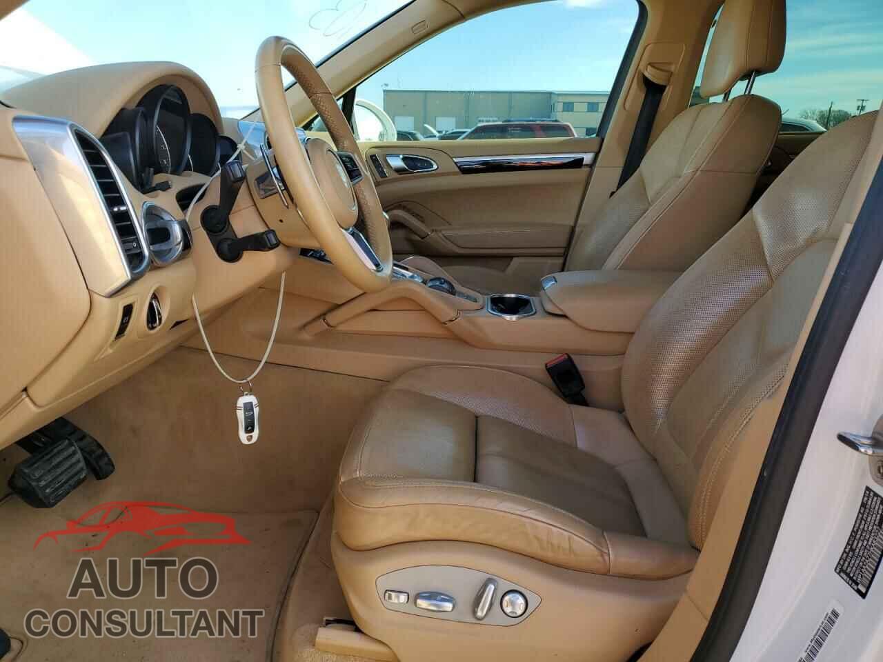 PORSCHE CAYENNE 2017 - WP1AA2A27HKA83227