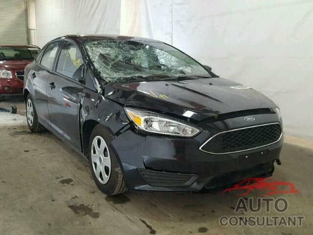 FORD FOCUS 2018 - 1FADP3E28JL329303