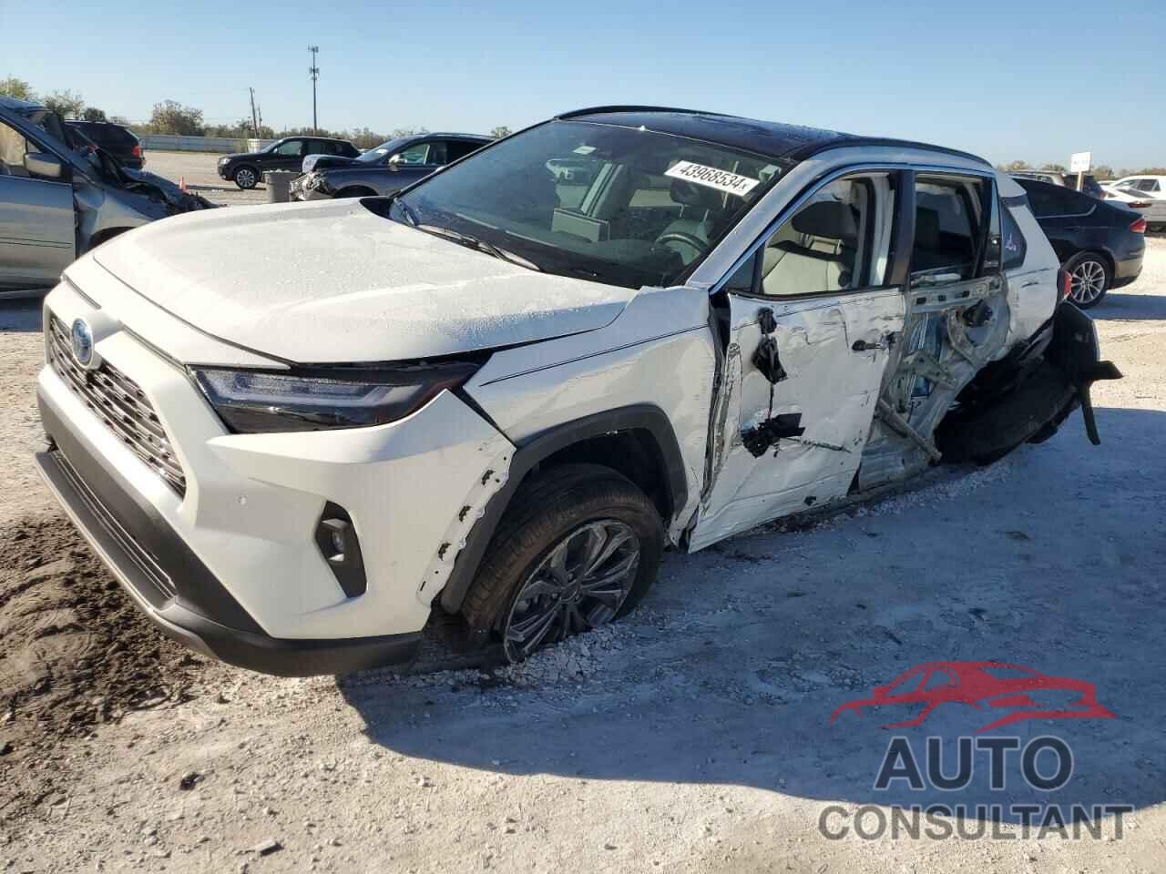 TOYOTA RAV4 2022 - 4T3D6RFV8NU093859