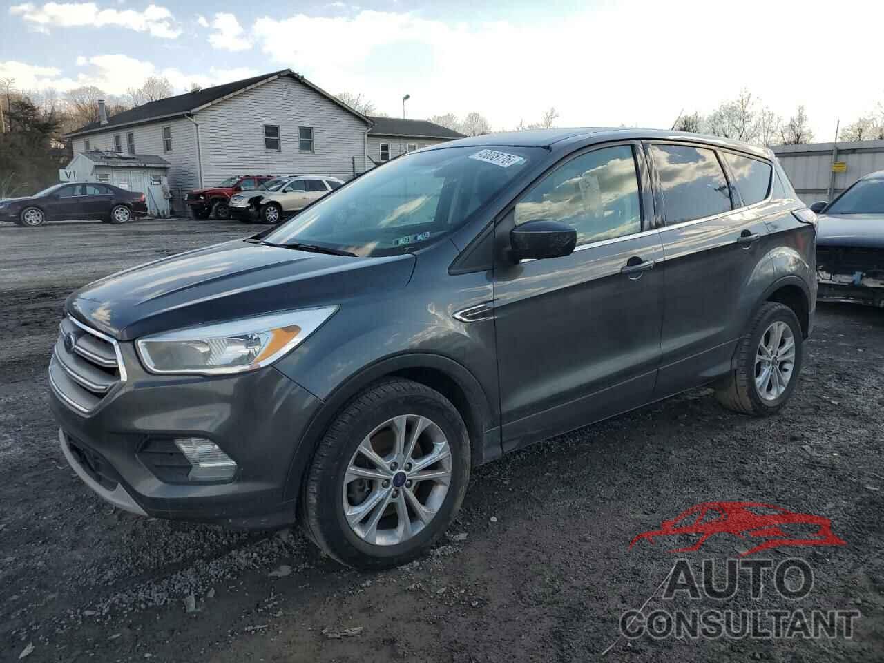 FORD ESCAPE 2017 - 1FMCU9GD5HUD95484