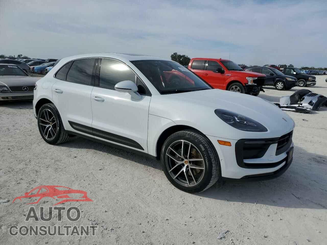 PORSCHE MACAN 2022 - WP1AA2A56NLB08618