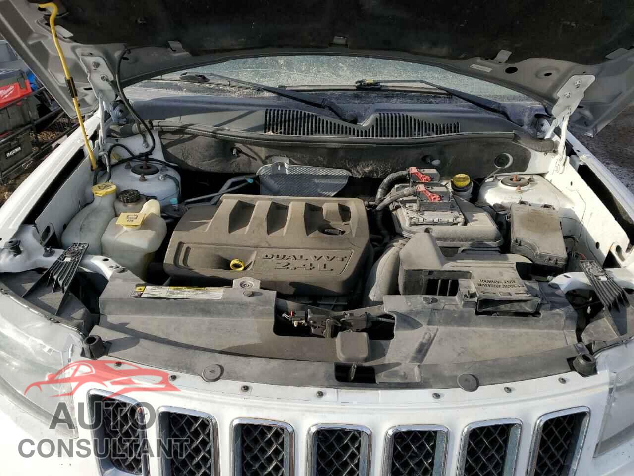 JEEP COMPASS 2011 - 1J4NF4FB2BD258725