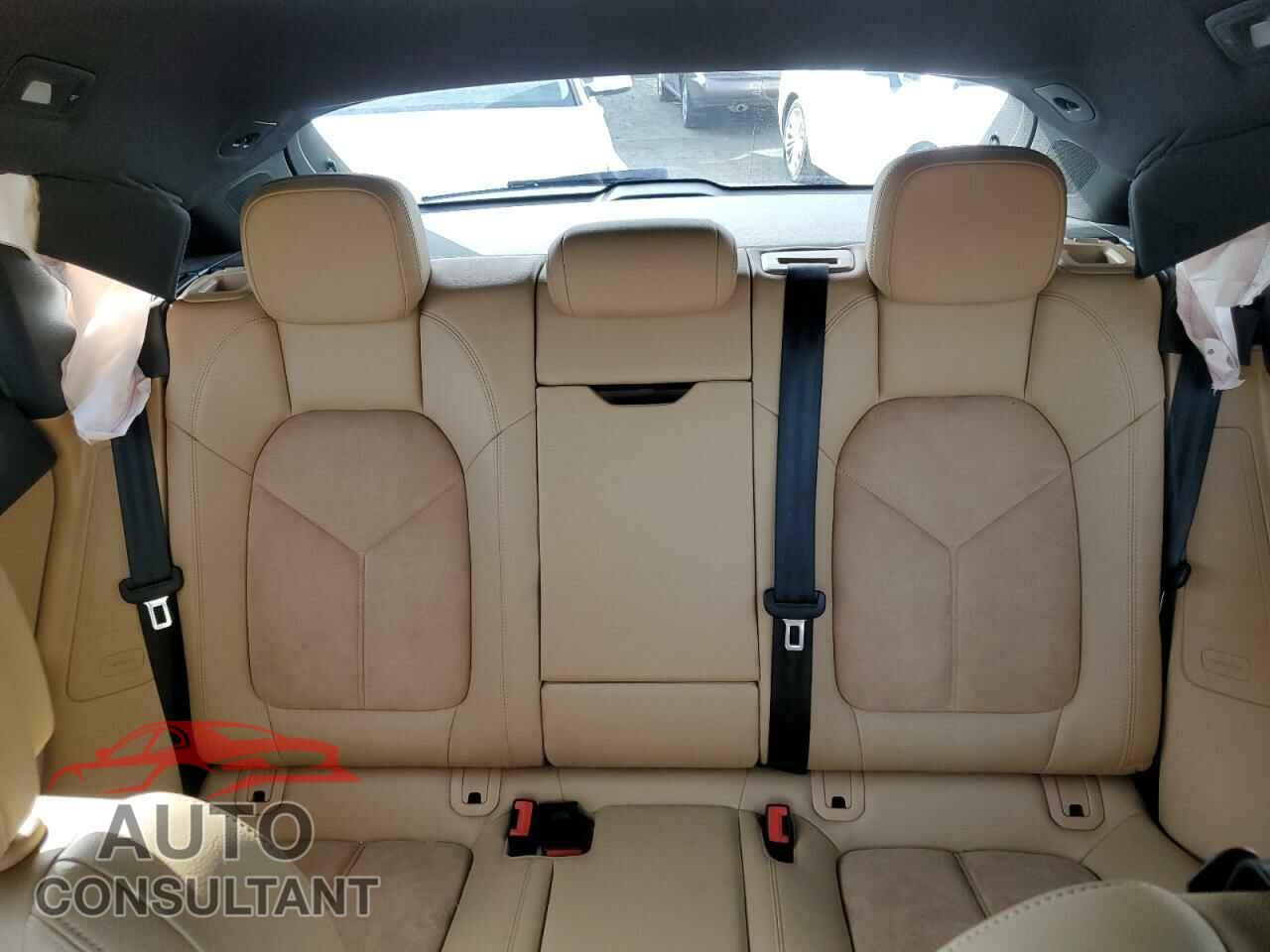 PORSCHE MACAN 2017 - WP1AA2A55HLB06749