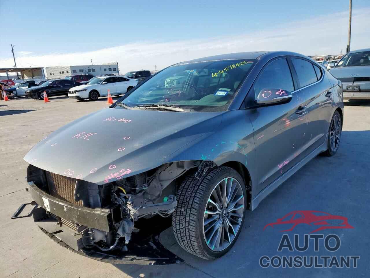 HYUNDAI ELANTRA 2017 - KMHD04LB6HU360329