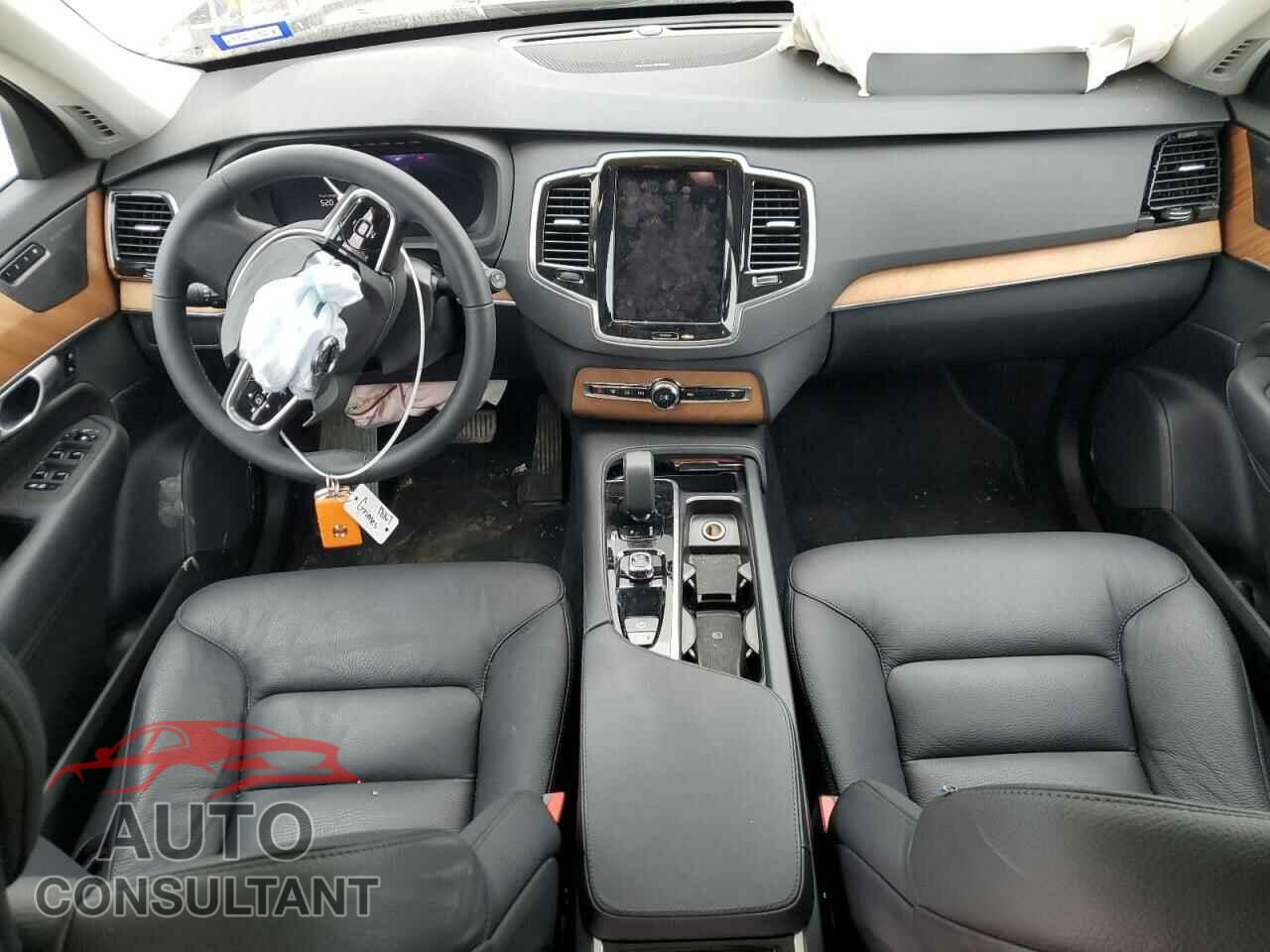VOLVO XC90 PLUS 2024 - YV4062PE7R1173692