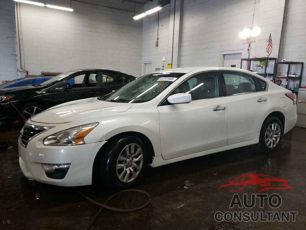 NISSAN ALTIMA 2015 - 1N4AL3AP4FN310260