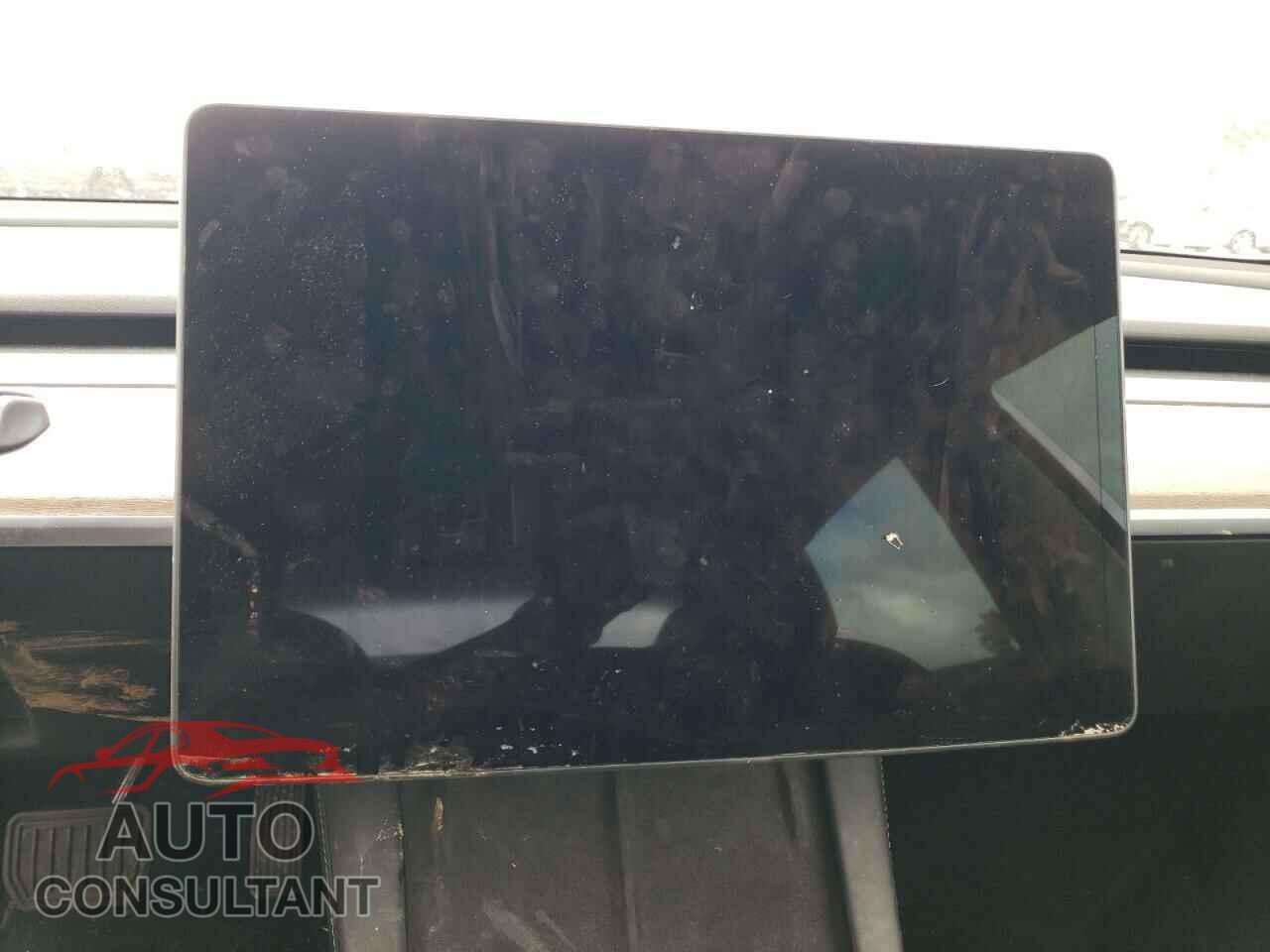 TESLA MODEL 3 2022 - 5YJ3E1EA0NF240874