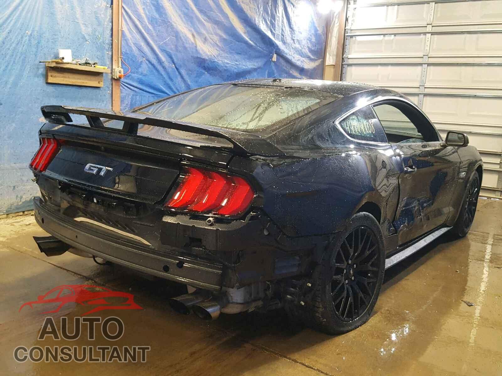 FORD MUSTANG 2018 - 1FA6P8CF0J5137714