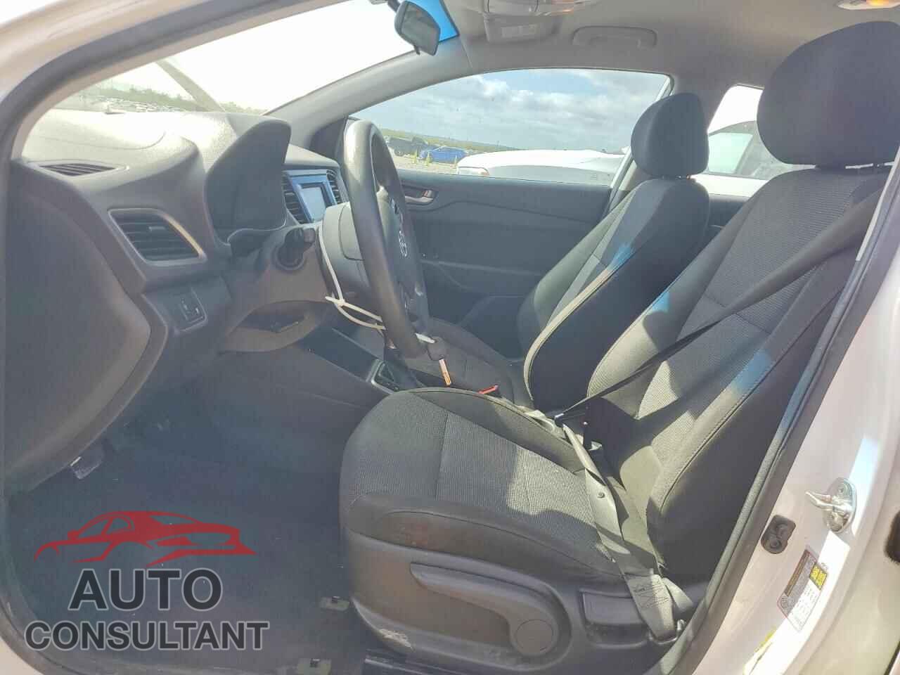 HYUNDAI ACCENT 2018 - 3KPC24A31JE022041